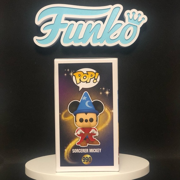 Sorcerer Mickey- 990 (Fantasia)- Disney- Mint Condition- Funko - Picture 4 of 8